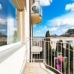 Thomas Guest house