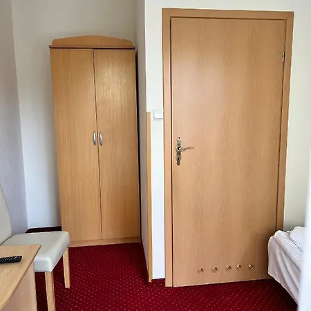 Thomas Guest house *