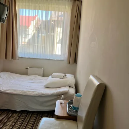 Thomas Guest house